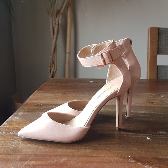 Blush Heels - Breckelle's - Picture 6 of 6